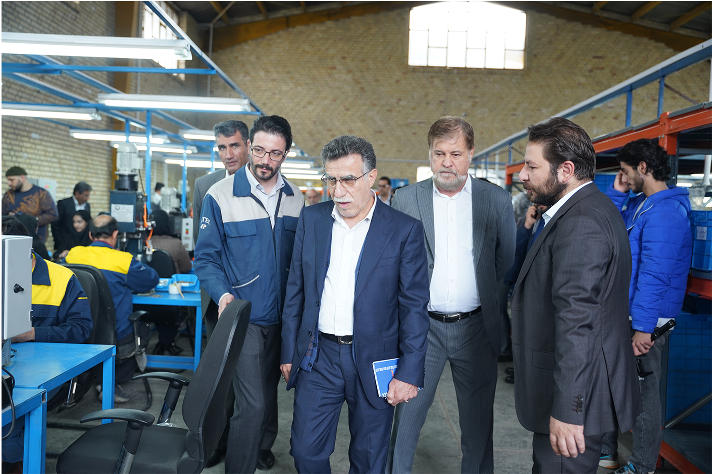 خط تولید دنا