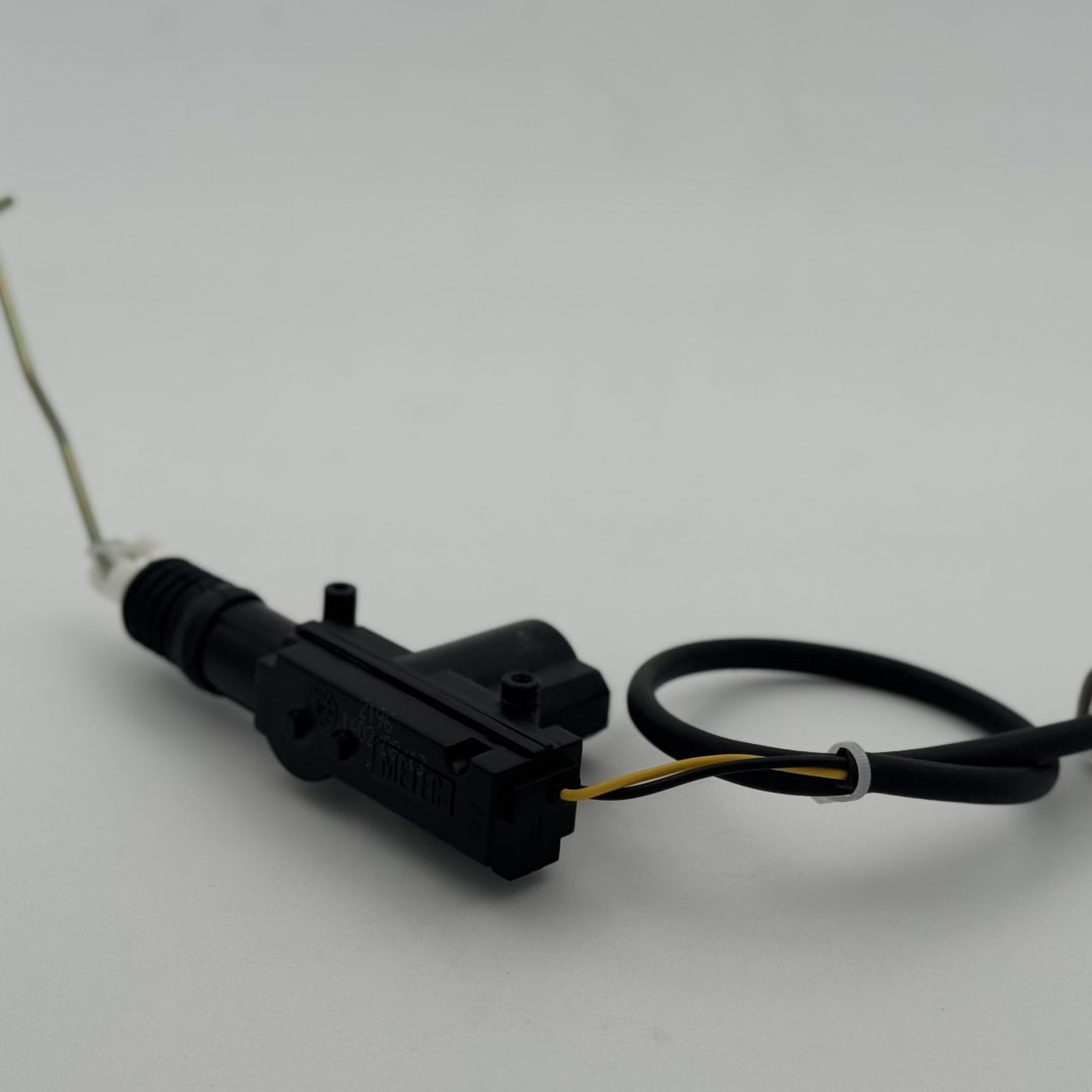 محرک جلو راست کارا ( مزدا 2000)